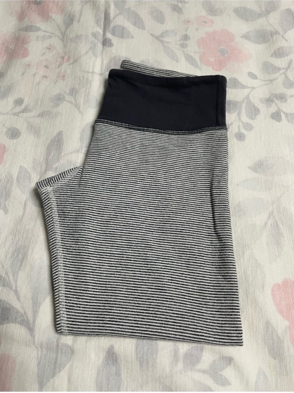 Lululemon Crop Leggings 4